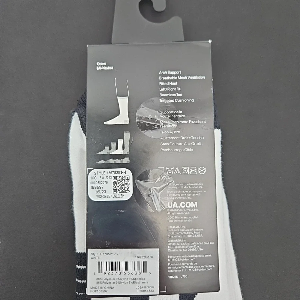 Under Armour UA Team Cushioned Crew Socks Men's Size‎ 8.5-13 White Black New